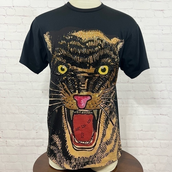 Gucci Tops - GUCCI FELINE graphic tee beautiful details of beads & Sequins in XXS fits large
